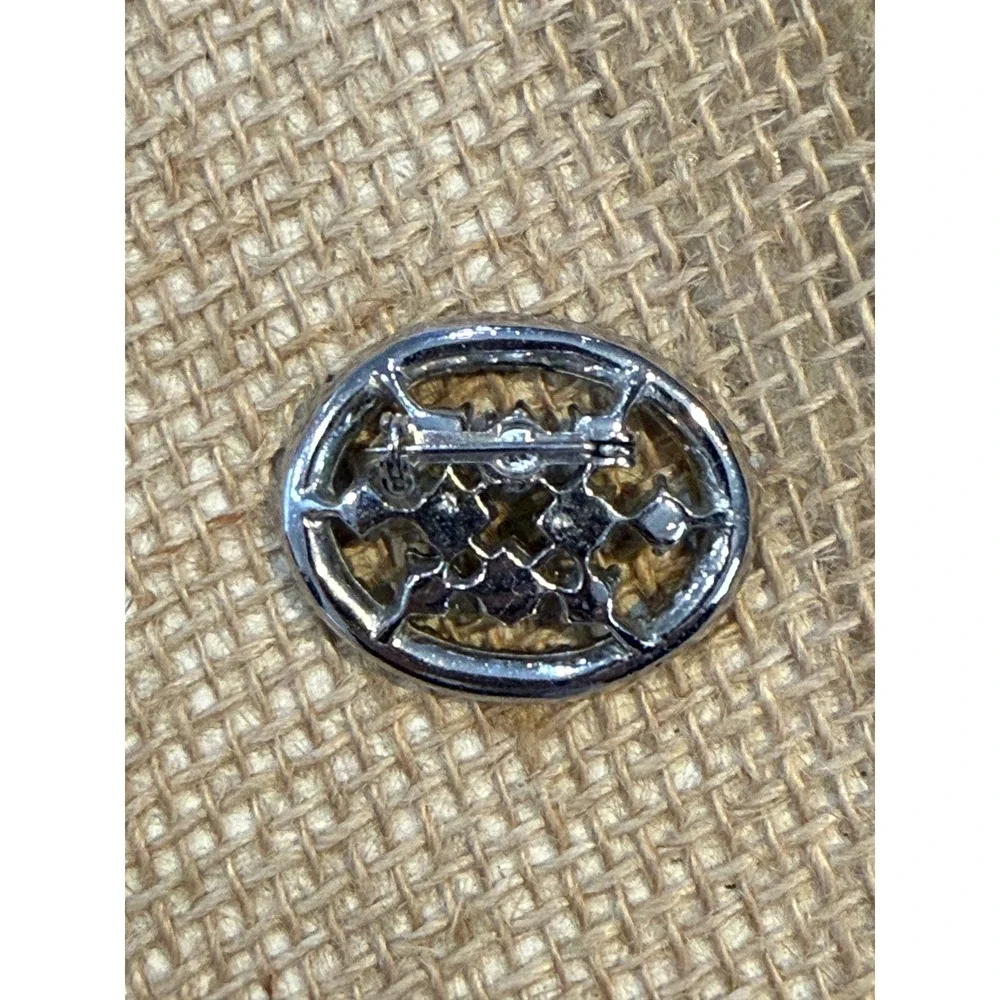 Vintage Silver Tone Blue Sapphire Rhinestone Oval Brooch Pin UV Fluorescent - Picture 5 of 8